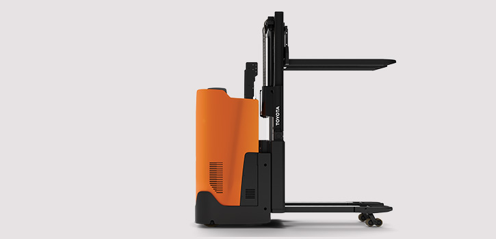 Toyota BT Staxio SSI Elektro-Hochhubwagen mit Fahrerstand mit hebbaren Stützarmen